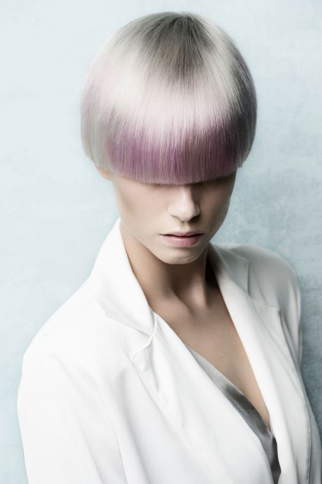 Concept & production: Hans Beers @ Hans Beers Hair Stage Hair: Hans Beers (cut) & Javier Ansotegui (color) Makeup: Juliette den Ouden Styling: Fayola Wekker Photography: Richard Monsieurs PR: The Image Factory, Barbera Groenewegen INTROSPECTIVE - SS18 is endorsed by Wella/Coty Nederland
