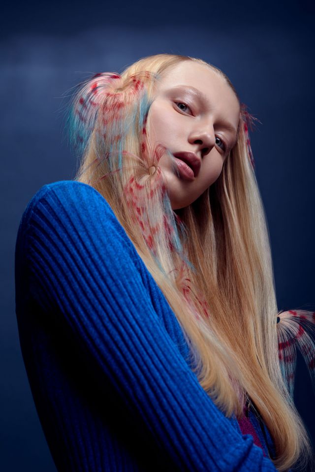 Abyss Collection Hair: Elena Verikou Photo: Weronika Kosinska Make-up: Izabela Szelagowska Stylisme: Joanna Wolff Prod: MKproduction&Christophe Gaillet