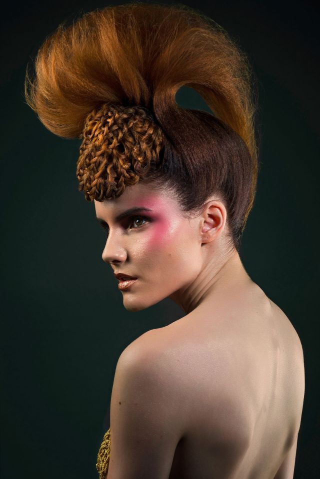 Weave of Dawn Collection Hair: Kati Suokas – Glohair @kati.kampaaja Photography: Mikko Karekivi @tikrumikko MUA: Tiina Lamberg @studiotiinalamberg Styling: Kati Suokas @kati.kampaaja Model: Milla Grönstrand @milla.gronstrand Products: Glohair - glohair.fi