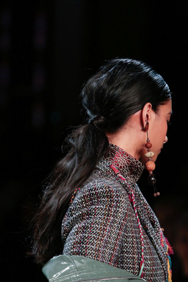 New York Fashion Week Vivienne Tam Herbst/Winter 2018 Show Hair Design by Moroccanoil Global Ambassador Antonio Corral Calero  Fotos: Jason Carter Rinaldi for Moroccanoil