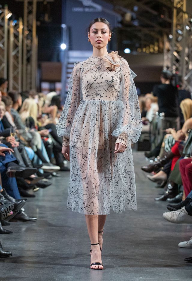 Berlin Fashion Week La Biosthétique Paris entwirft Haar- und Make-up Looks zur Lana Mueller Show „Innocence“     
