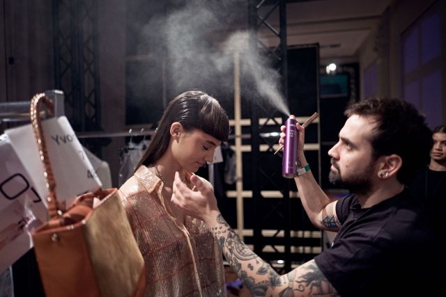 La Biosthétique sorgte bei der Marc Cain Show auf der Berliner Fashion Week für das perfekte Styling der Models und Stars.  Fotos: LA BIOSTHETIQUE ParisFotos: 