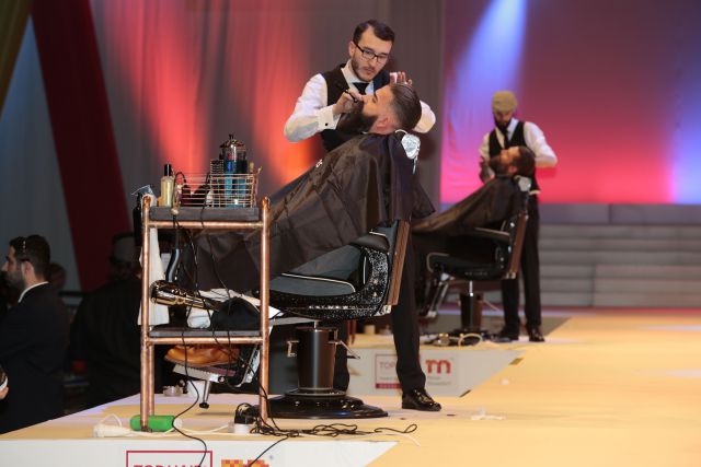 menschenimsalon_TOP HAIR Barbers` Corner_3